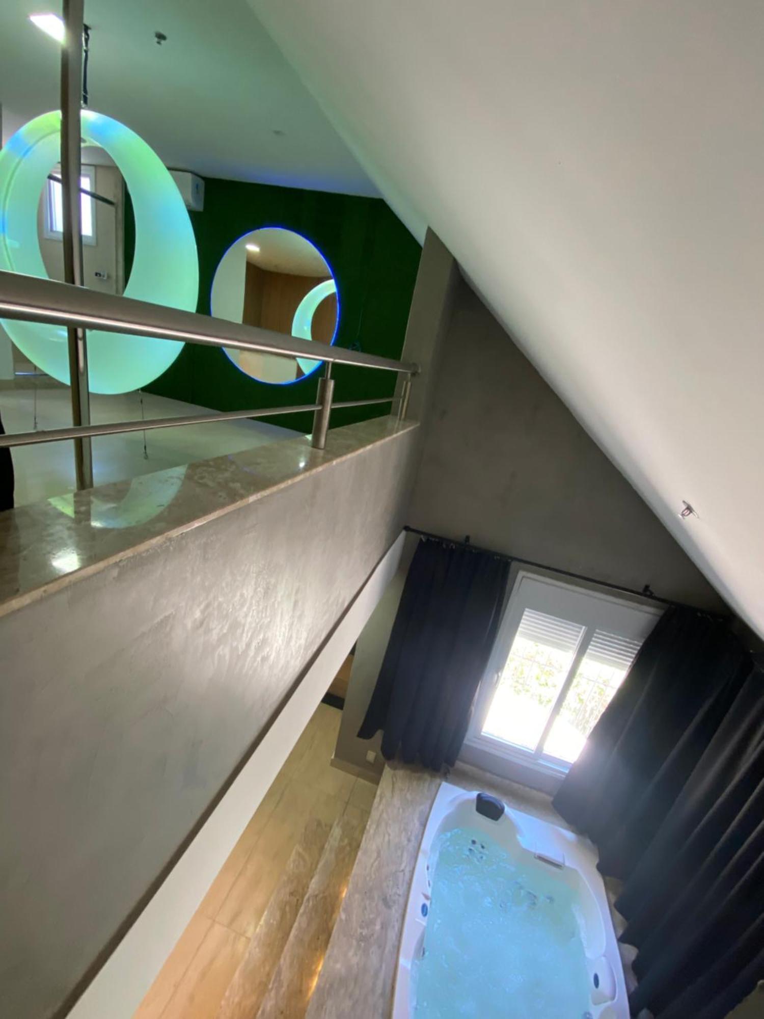 Drops Motel ポルト・アレグレ エクステリア 写真
